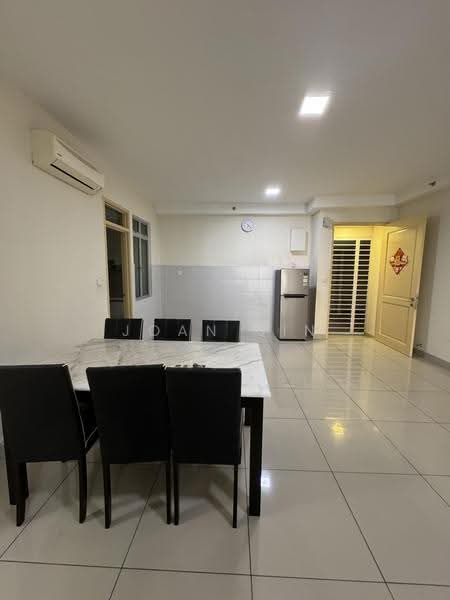 Pangsapuri untuk Disewa di Austin Suites (Permata Austin) - Joan Sin - Dining Room - PropertyGuru.com.my