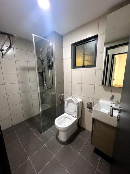 Service Residence for Rent at D'Quince Residences - Evelyn Yap - Bathroom - PropertyGuru.com.my