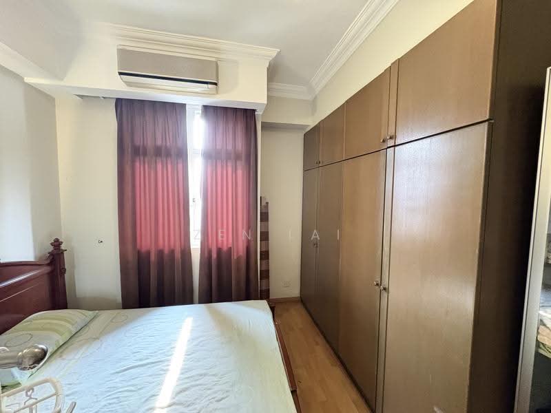 Kediaman Servis untuk Dijual di Indera Subang - Zen Lai - Bedroom - PropertyGuru.com.my