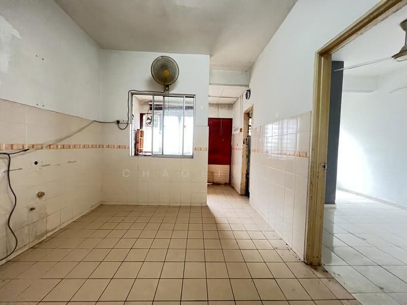 Rumah Teres 2-Tingkat untuk Dijual di Bandar Mahkota Cheras (Cheras) - ChaoLim . - Kitchen - PropertyGuru.com.my