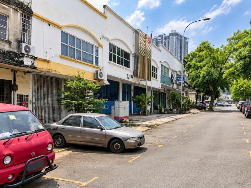 Kilang untuk Disewa di Taman Perindustrian Oug (Jalan Klang Lama (Old Klang Road)) - Nicole Sim - PropertyGuru.com.my