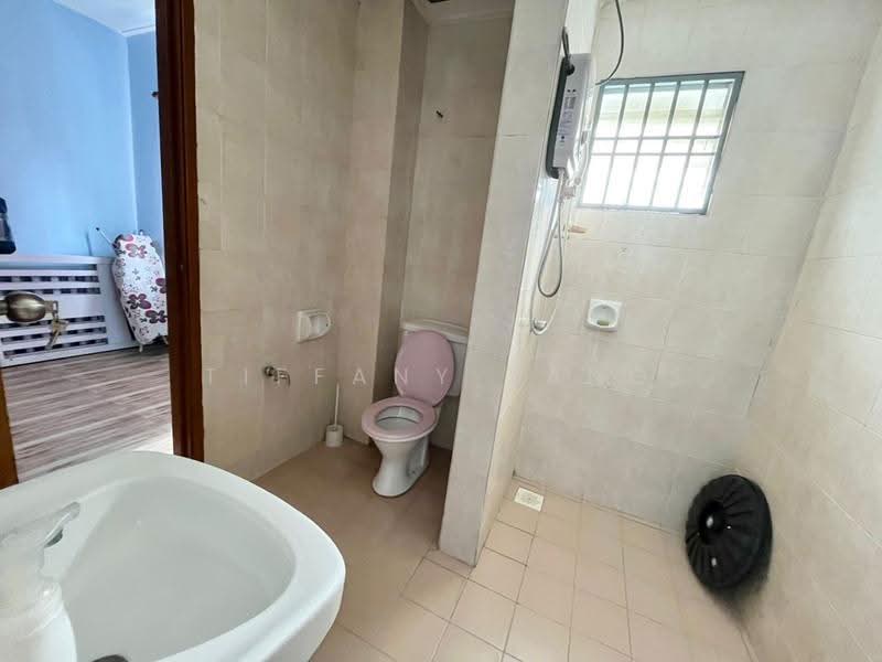 2-storey Terraced House for Sale in Kota Emerald (Rawang) - Tiffany Yang - Bathroom - PropertyGuru.com.my