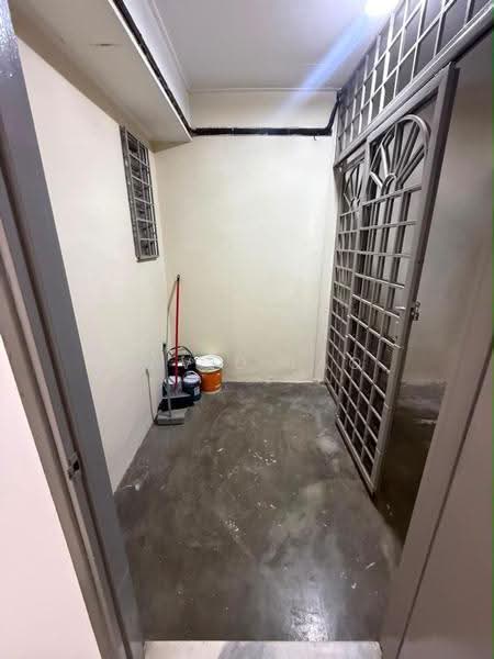 2-storey Terraced House for Sale in Subang Jaya (Selangor) - David Lao - Entrance - PropertyGuru.com.my