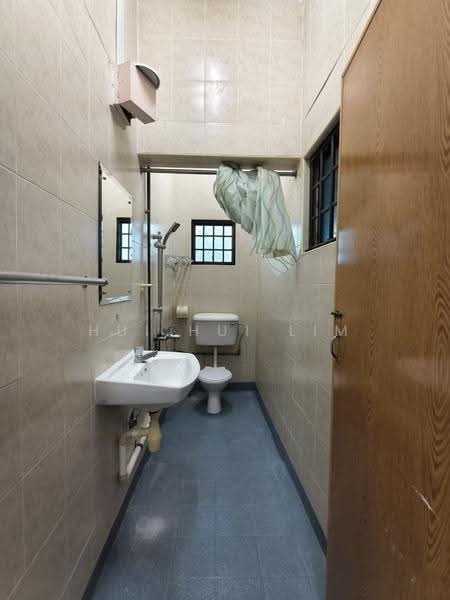 Rumah Berkembar untuk Dijual di Johor Bahru (Johor) - Hui Hui Lim - Bathroom - PropertyGuru.com.my