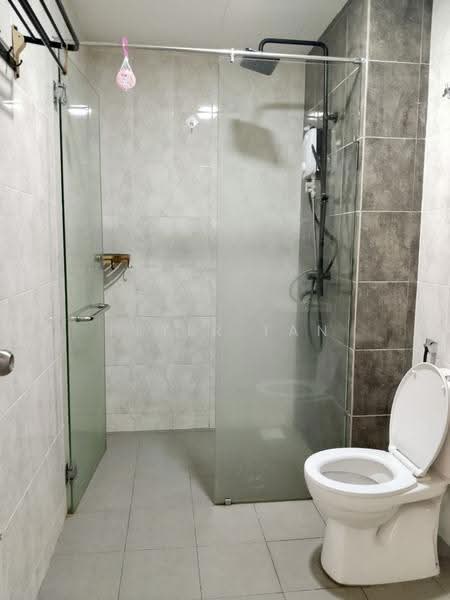 Kondominium untuk Disewa di Vista Bangi - Peter Tan - Bathroom - PropertyGuru.com.my