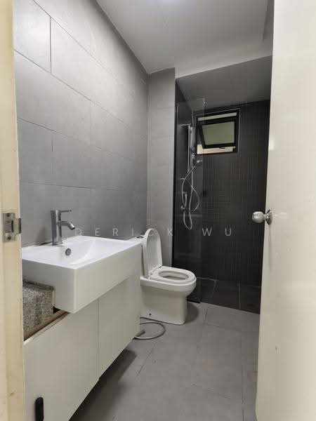 Kondominium untuk Disewa di Paragon 3 - Derick Wu - Bathroom - PropertyGuru.com.my