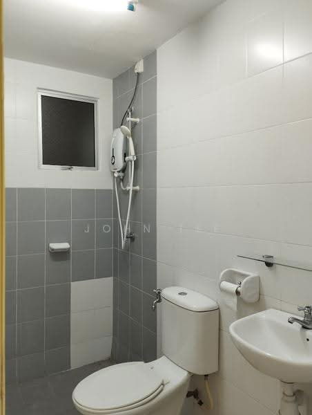 Apartment for Sale at Seri Intan Apartment - John Tee - Bathroom - PropertyGuru.com.my