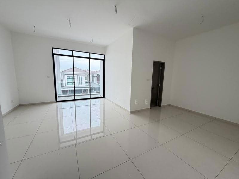 Cluster House for Sale in Austin Crest (Johor Bahru) - VIN Kee - PropertyGuru.com.my
