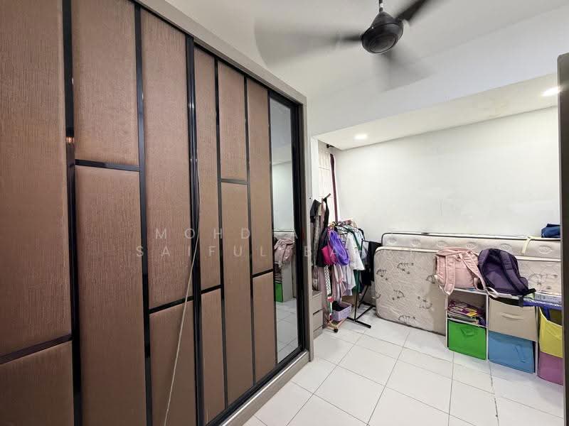 Terraced House for Sale in Kajang (Selangor) - Mohd Aizat Saiful Bahri - Bedroom - PropertyGuru.com.my