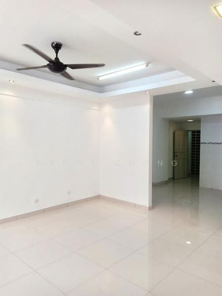 Pangsapuri untuk Dijual di Vista Mutiara - Kenny Chong - Living Room - PropertyGuru.com.my