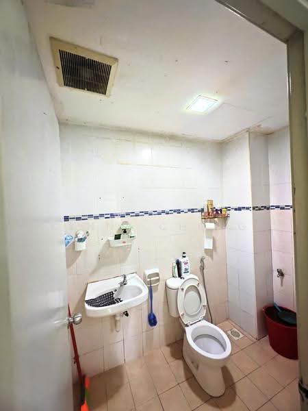Pangsapuri untuk Dijual di Vista Mutiara - Kenny Chong - Bathroom - PropertyGuru.com.my