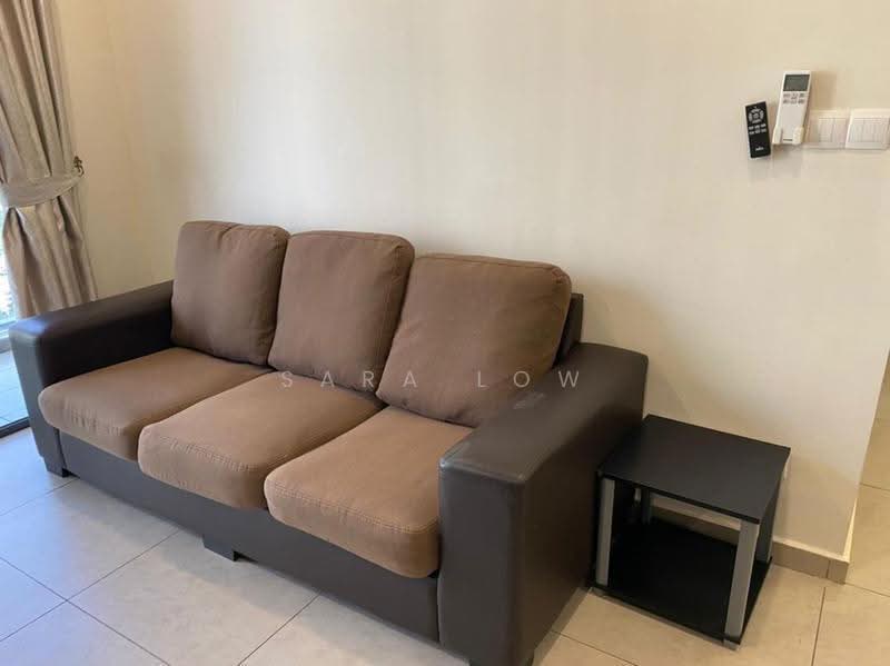 Kediaman Servis untuk Dijual di Petalz Residences - Sara Low - Living Room - PropertyGuru.com.my