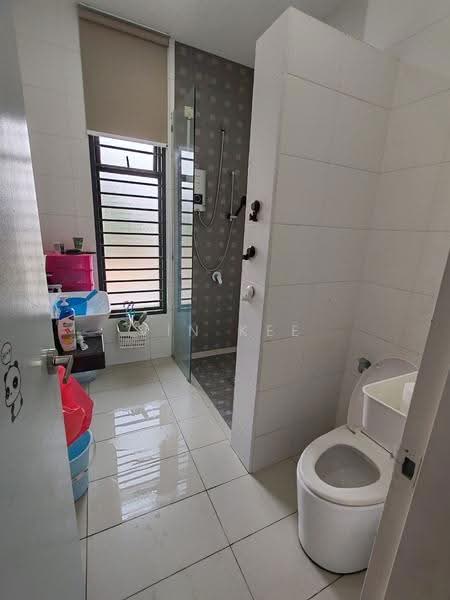 2-storey Terraced House for Sale in Bukit Indah (Iskandar Puteri (Nusajaya)) - VIN Kee - Bathroom - PropertyGuru.com.my