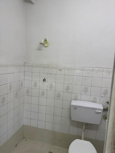 Terraced House for Rent in Taman Bayu Perdana (Klang) - John Tee - Bathroom - PropertyGuru.com.my