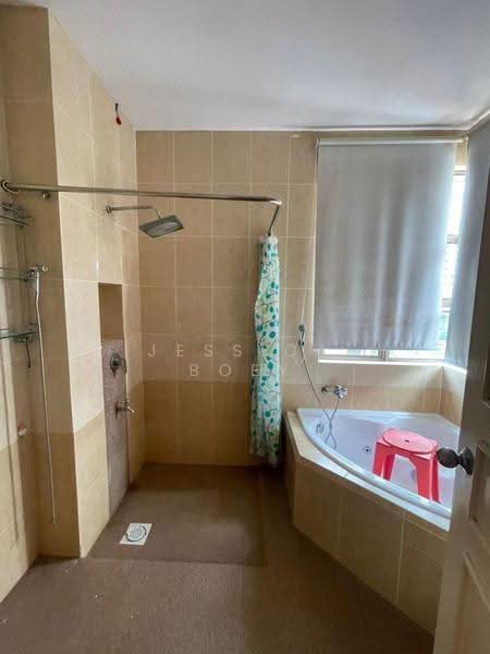 Semi-Detached House for Sale in Austin Heights (Tebrau) - Jessica Boey - Bathroom - PropertyGuru.com.my