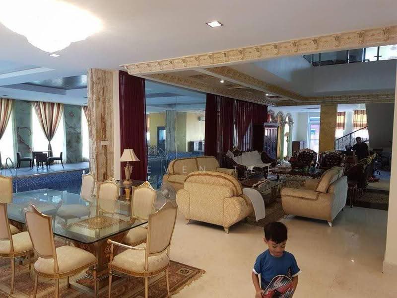 Bungalow House untuk Dijual di Country Heights (Kajang) - Steven Tee - Living Room - PropertyGuru.com.my