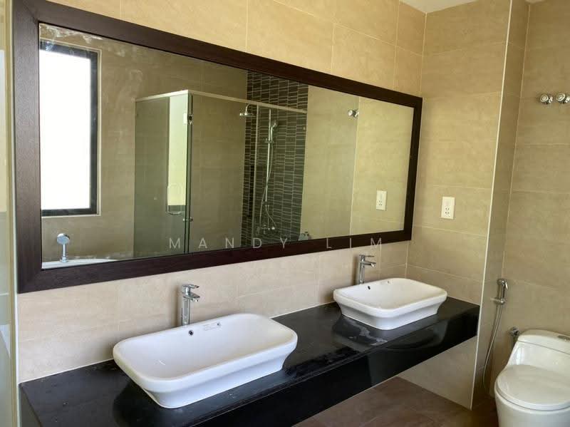 Semi-Detached House for Rent in Cyberjaya (Selangor) - Mandy Lim - Bathroom - PropertyGuru.com.my