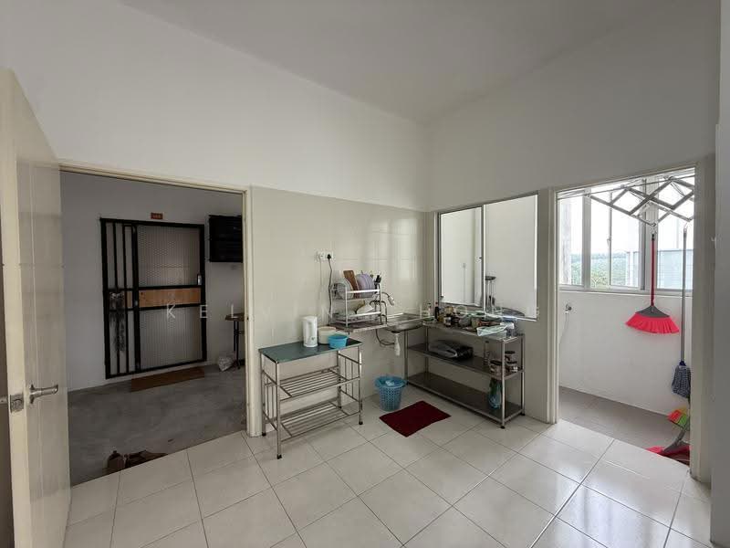 Kondominium untuk Dijual di Casa Residences - Kelvin Chong - Kitchen - PropertyGuru.com.my