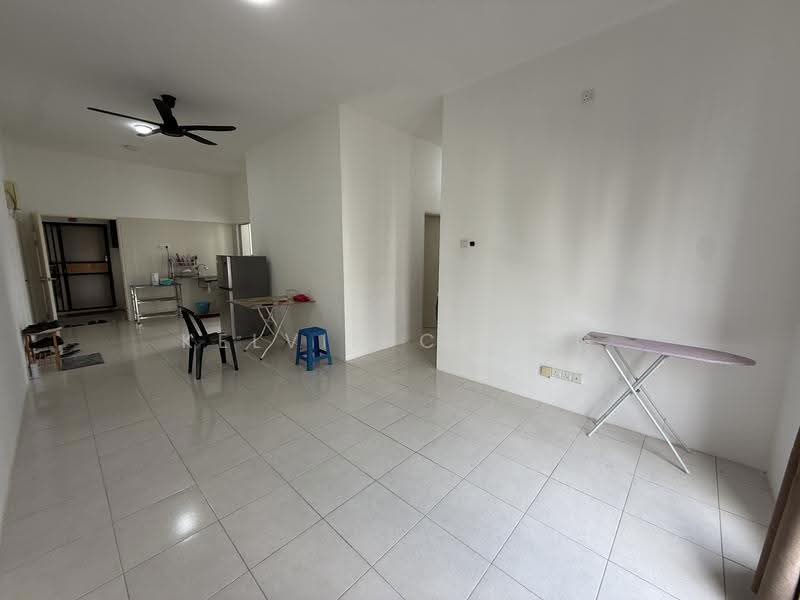 Kondominium untuk Dijual di Casa Residences - Kelvin Chong - Living Room - PropertyGuru.com.my