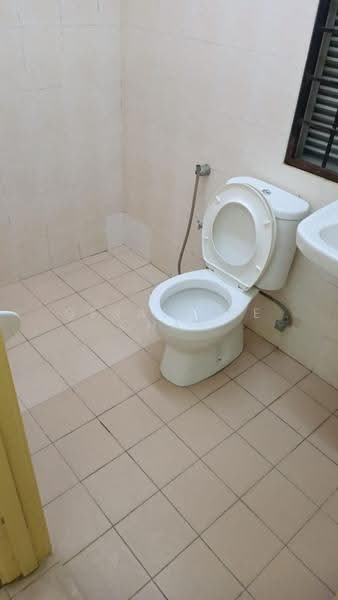 2-storey Terraced House for Rent in Denai Alam (Shah Alam) - Geraldine Chan - Bathroom - PropertyGuru.com.my