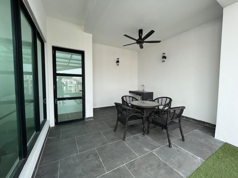 Kediaman Servis untuk Disewa di Tropical Villa - Geraldine Chan - Balcony - PropertyGuru.com.my
