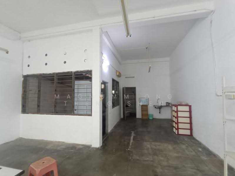 Shop for Sale in Sungai Bakap (Penang) - Magnumm Ong Theng Shen - Interior - PropertyGuru.com.my