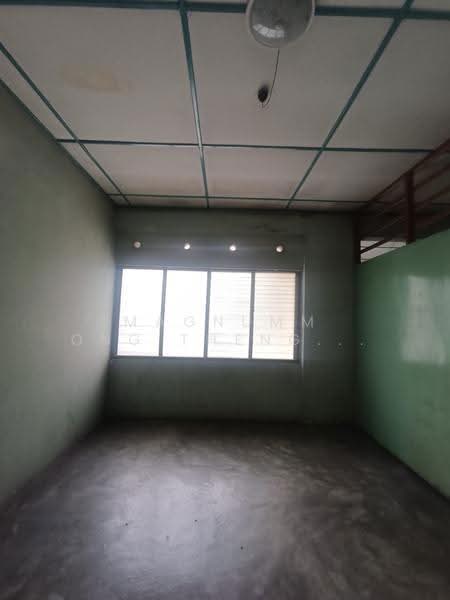 Shop for Sale in Sungai Bakap (Penang) - Magnumm Ong Theng Shen - Interior - PropertyGuru.com.my