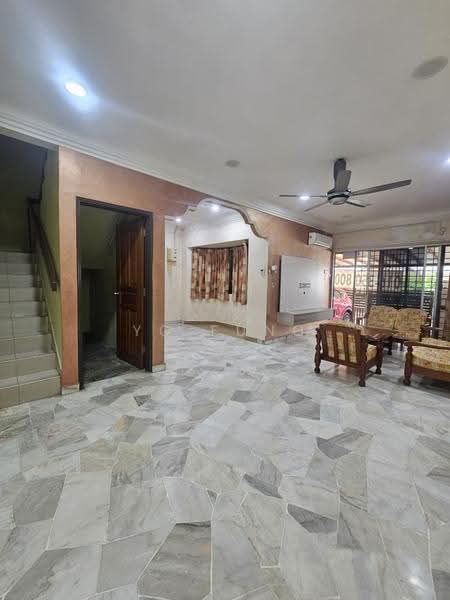 Rumah Teres 2-Tingkat untuk Disewa di Johor Bahru (Johor) - YC Fung - Living Room - PropertyGuru.com.my