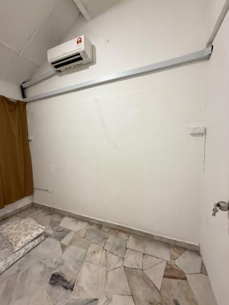 Rumah Teres 1-Tingkat untuk Dijual di Taman Kempas Indah (Tebrau) - Zack Chow - Interior - PropertyGuru.com.my
