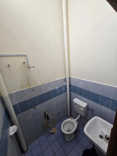 Rumah Teres 1-Tingkat untuk Dijual di Kampung Perepat (Kapar) - Fazlinda Farez - Bathroom - PropertyGuru.com.my