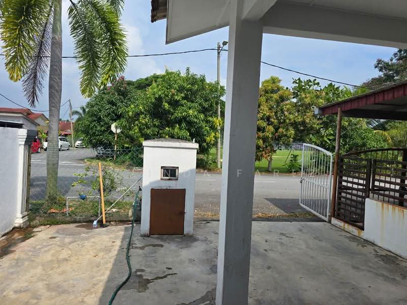 Rumah Teres 1-Tingkat untuk Dijual di Kampung Perepat (Kapar) - Fazlinda Farez - Exterior - PropertyGuru.com.my