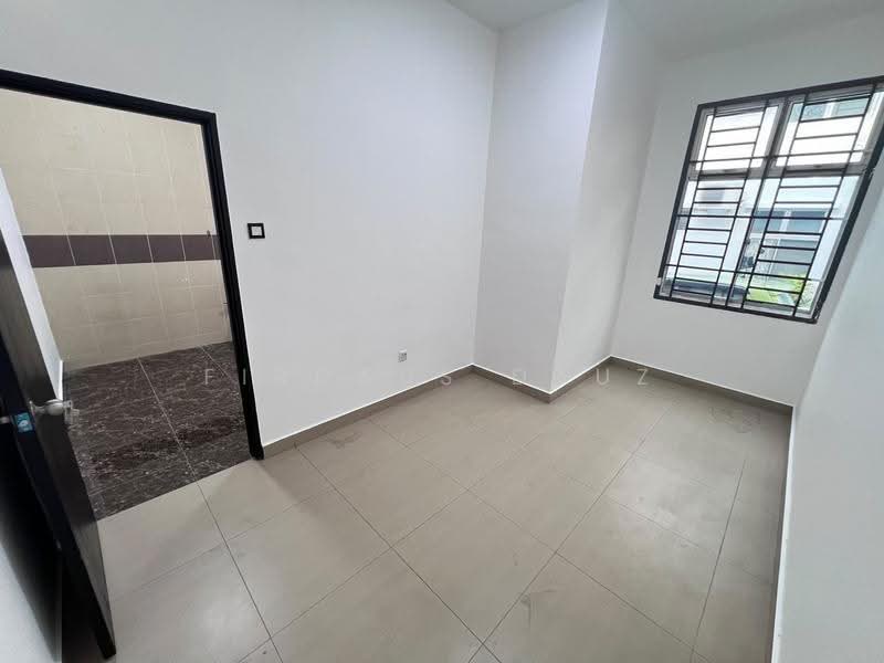 Rumah Berkembar untuk Dijual di Taman Bestari Indah (Ulu Tiram) - Firdaus Dauz - Interior - PropertyGuru.com.my