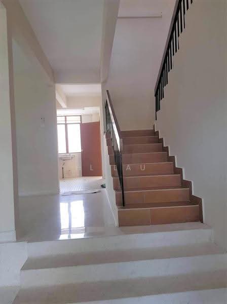 Rumah Teres 2-Tingkat untuk Disewa di Subang Jaya (Selangor) - HL Lau - Entrance - PropertyGuru.com.my