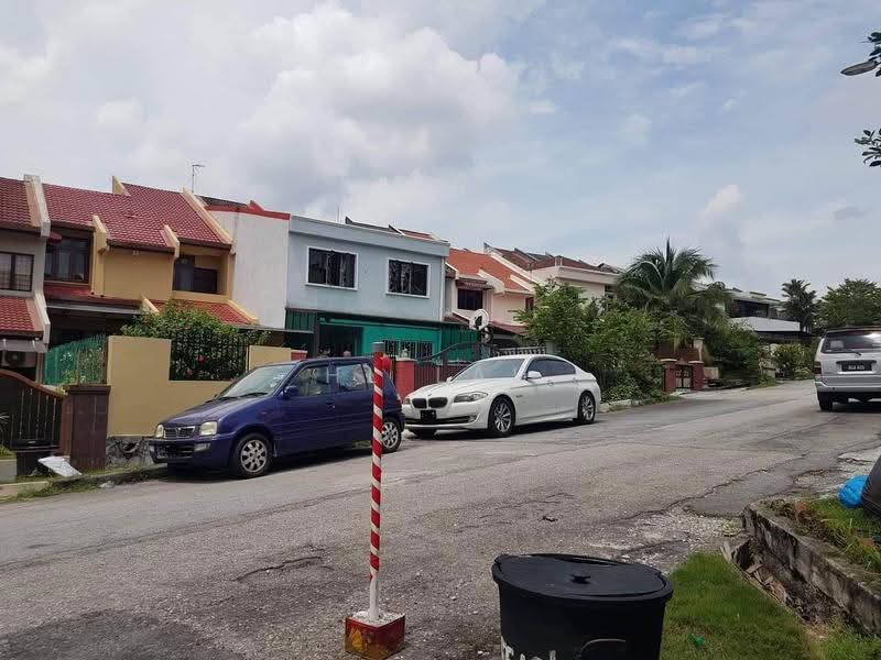 Rumah Teres 2-Tingkat untuk Disewa di Subang Jaya (Selangor) - HL Lau - Exterior - PropertyGuru.com.my