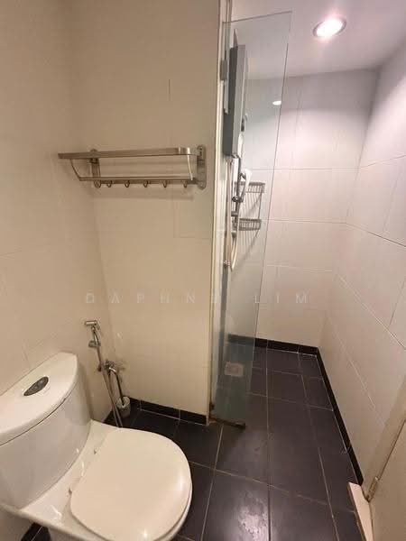 Kondominium untuk Dijual di Residence 8 - Daphne Lim - Bathroom - PropertyGuru.com.my