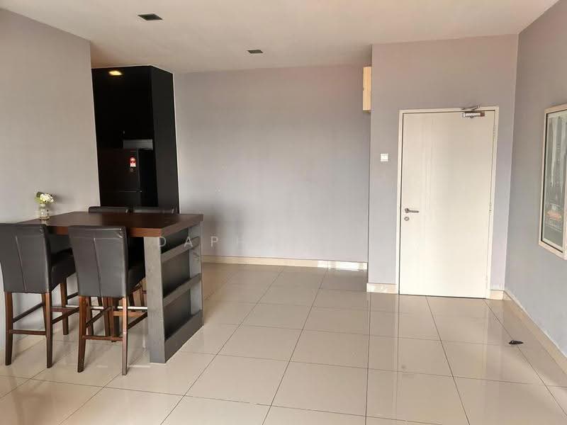 Kondominium untuk Dijual di Residence 8 - Daphne Lim - Dining Room - PropertyGuru.com.my