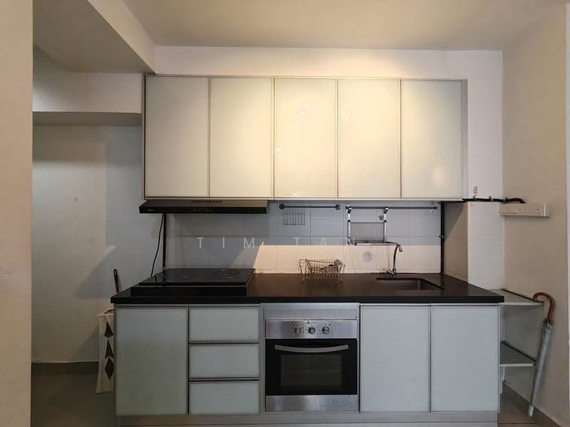 Kediaman Servis untuk Disewa di D'Ambience Residences (Pangsapuri Ikatan Flora) - Tim Tan - Kitchen - PropertyGuru.com.my