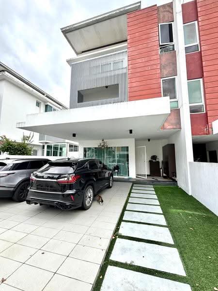 Rumah Berkembar untuk Dijual di Bandar Teknologi Kajang (Kajang) - Najibah Sahari - Exterior - PropertyGuru.com.my