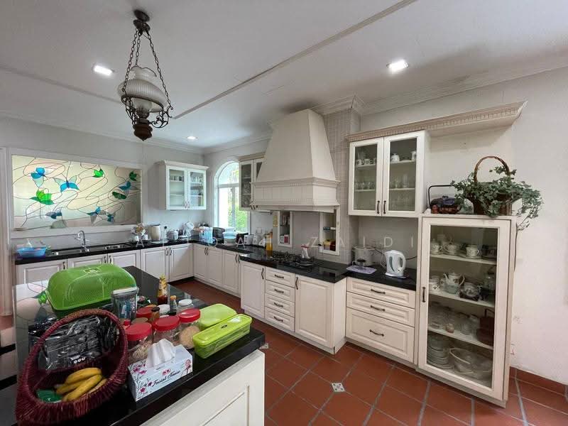 Bungalow House for Sale in SS19 (Subang Jaya) - Afiqah zaidi - PropertyGuru.com.my