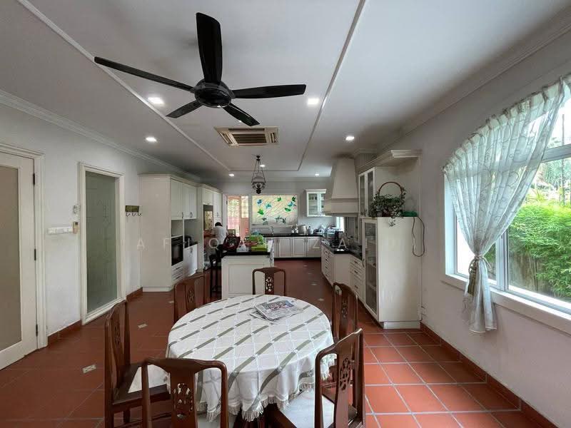 Bungalow House for Sale in SS19 (Subang Jaya) - Afiqah zaidi - Kitchen - PropertyGuru.com.my