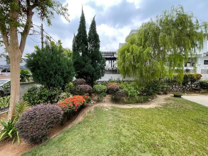 Bungalow House for Sale in SS19 (Subang Jaya) - Afiqah zaidi - Exterior - PropertyGuru.com.my