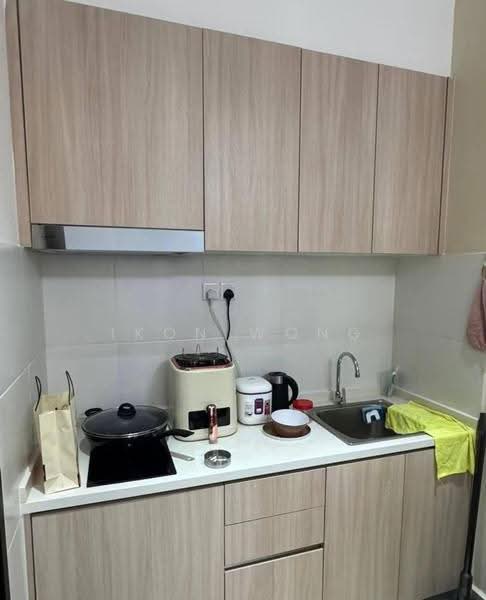 Kediaman Servis untuk Dijual di Veranda Residence - Ikon Wong - PropertyGuru.com.my