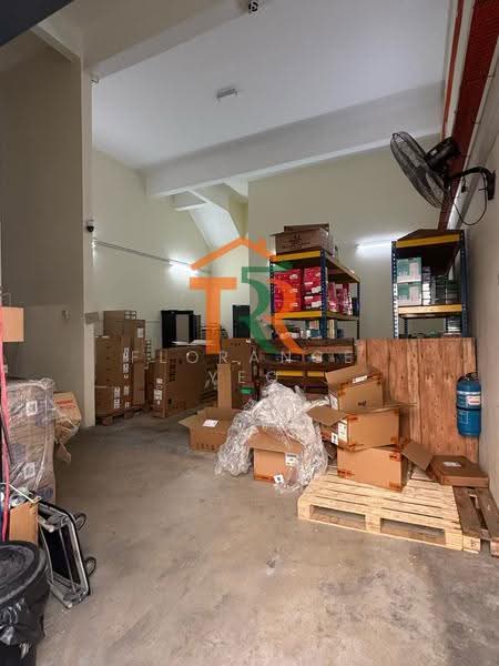 Shop for Sale in Bandar Muar (Muar) - Florance Yeo - Interior - PropertyGuru.com.my