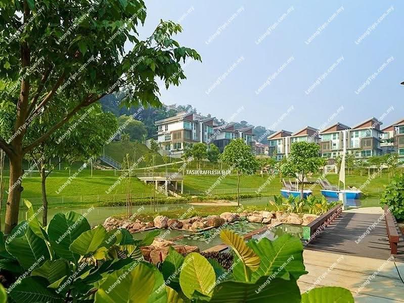 Semi-Detached House for Sale in The Rafflesia @ Bandar Damansara Perdana (Damansara Perdana) - Leslie Low - Exterior - PropertyGuru.com.my