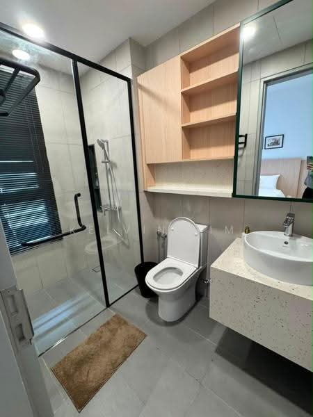 Kondominium untuk Dijual di The Meg Serviced Residence - Kelvin Lim - Bathroom - PropertyGuru.com.my