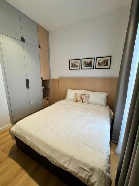 Kondominium untuk Dijual di The Meg Serviced Residence - Kelvin Lim - Bedroom - PropertyGuru.com.my
