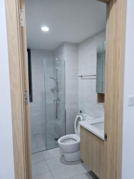 Kediaman Servis untuk Disewa di Aradia Residence @ Lake City KL North - MiQi Lim - Bathroom - PropertyGuru.com.my