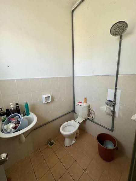 Rumah Teres 2-Tingkat untuk Dijual di Taman Sierra Perdana (Masai) - John Sia - Bathroom - PropertyGuru.com.my