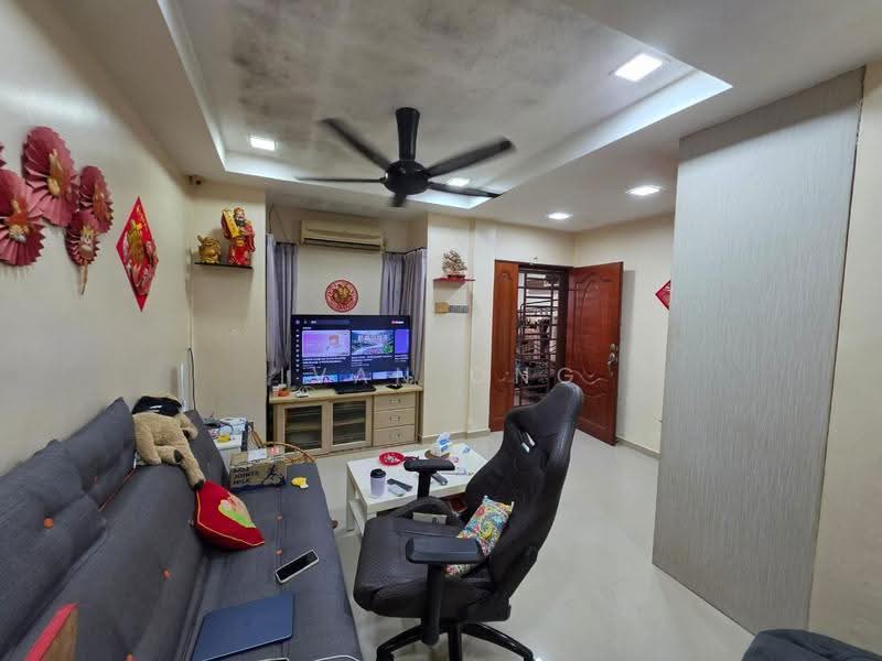 1-storey Terraced House for Sale in Bukit Indah (Iskandar Puteri (Nusajaya)) - Ivan Ong - Living Room - PropertyGuru.com.my