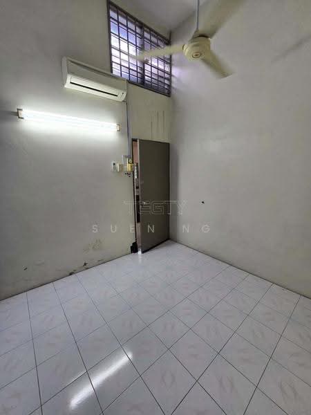 1-storey Terraced House for Rent in Klang (Selangor) - Suen Ng - Interior - PropertyGuru.com.my